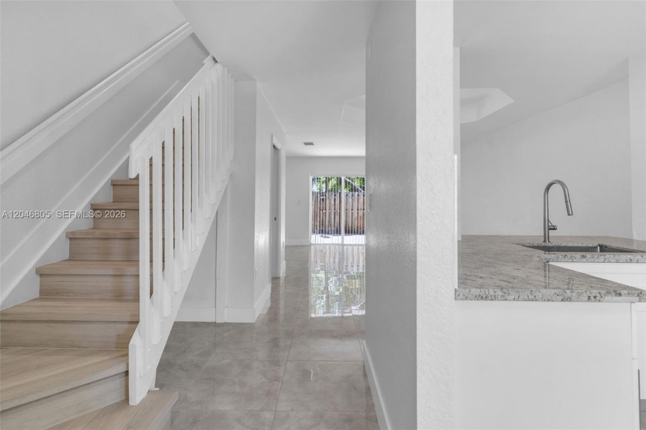 14231 SW 120th Ct , Unit 4-11, Miami, FL 33186 Photo