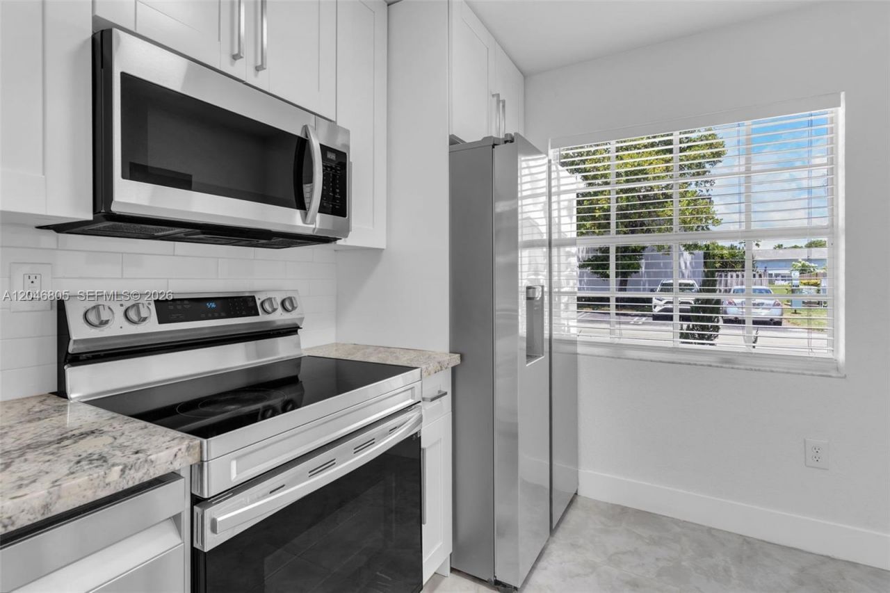 14231 SW 120th Ct , Unit 4-11, Miami, FL 33186 Photo