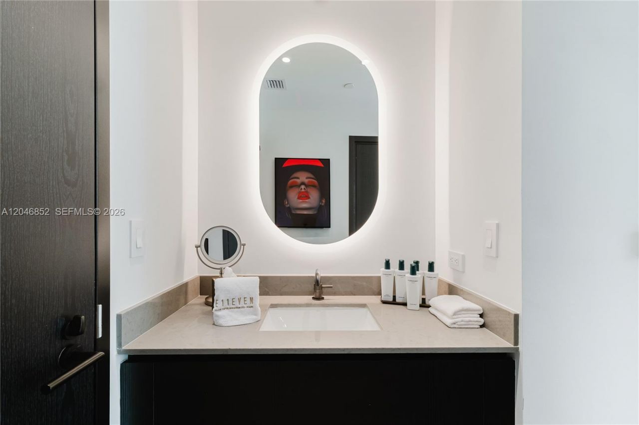 20 NE 11th St , Unit 4907A, Miami, FL 33132 Photo