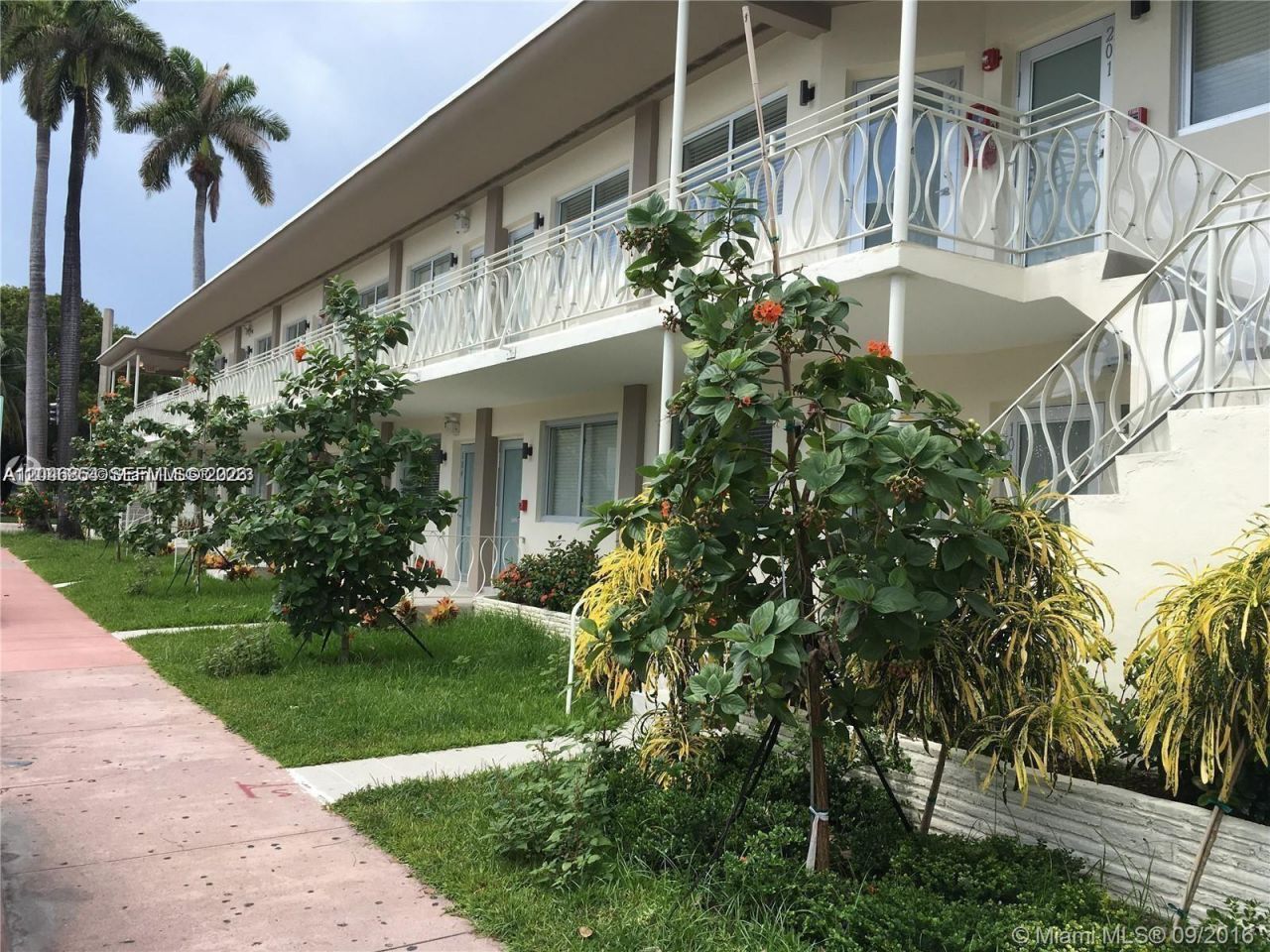 1601 Meridian Ave, Unit 110, Miami Beach, FL 33139 Photo