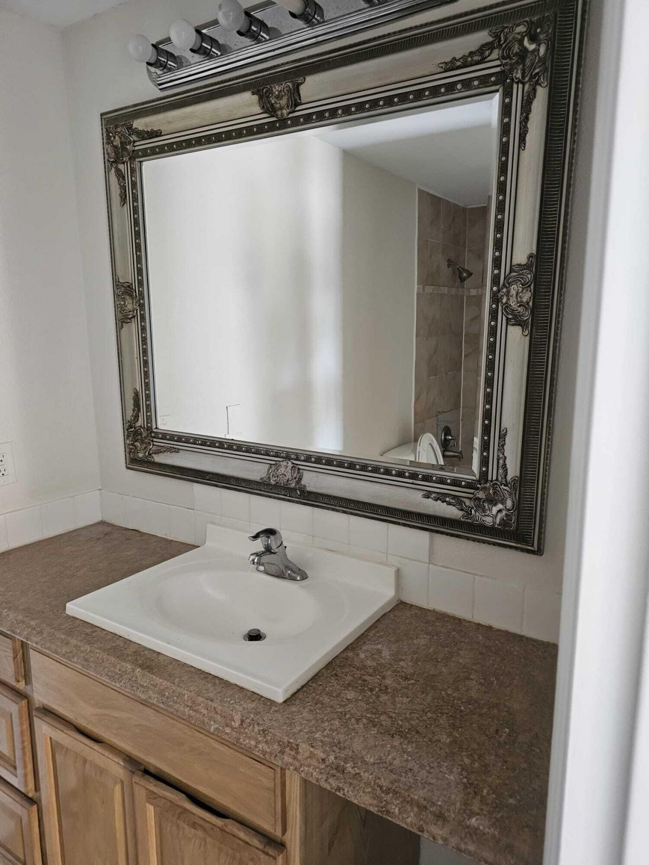 2013 SE Dock Street, West Palm Beach, FL 33401 Photo