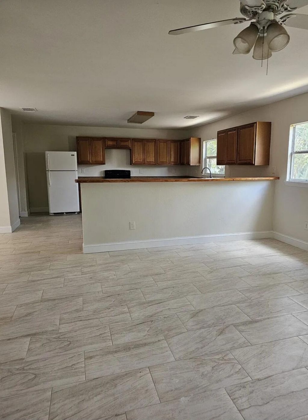 2013 SE Dock Street, West Palm Beach, FL 33401 Photo