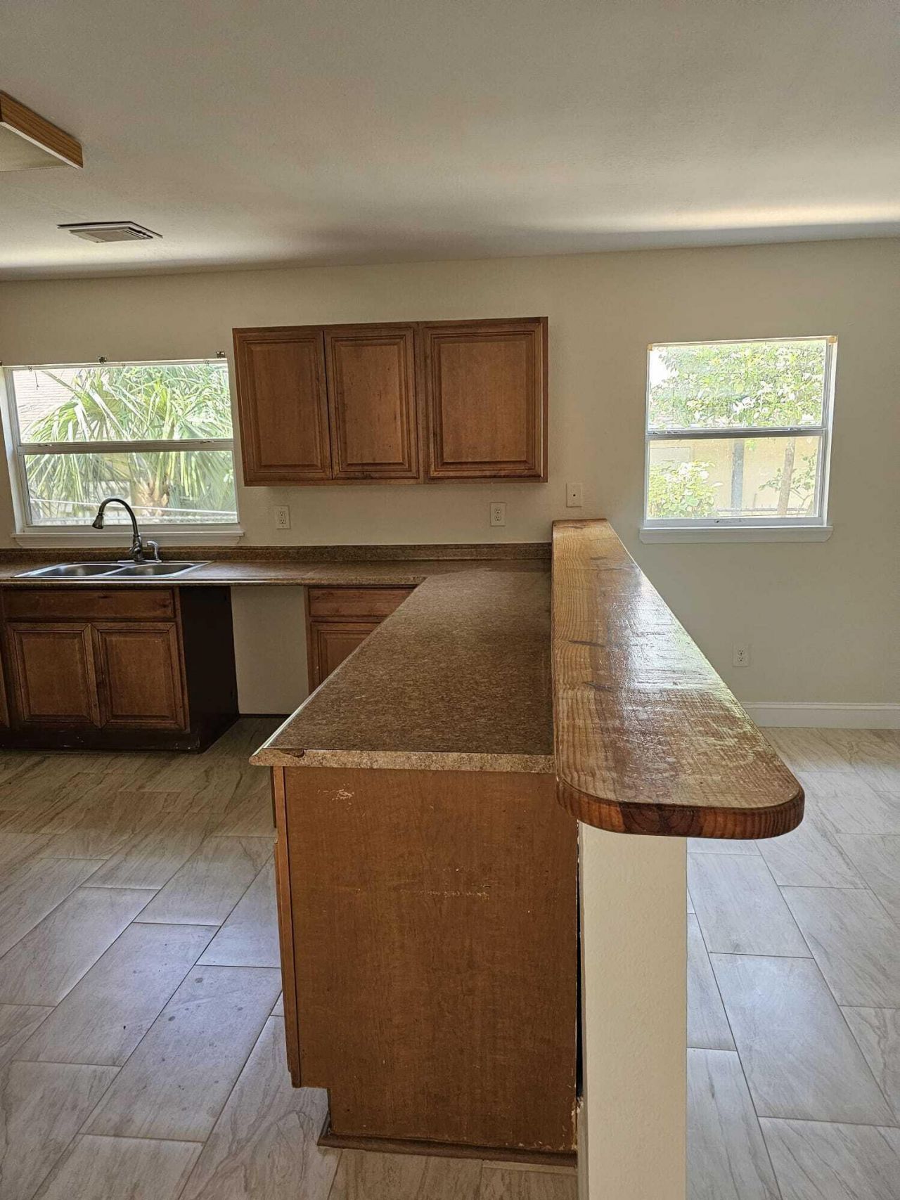 2013 SE Dock Street, West Palm Beach, FL 33401 Photo
