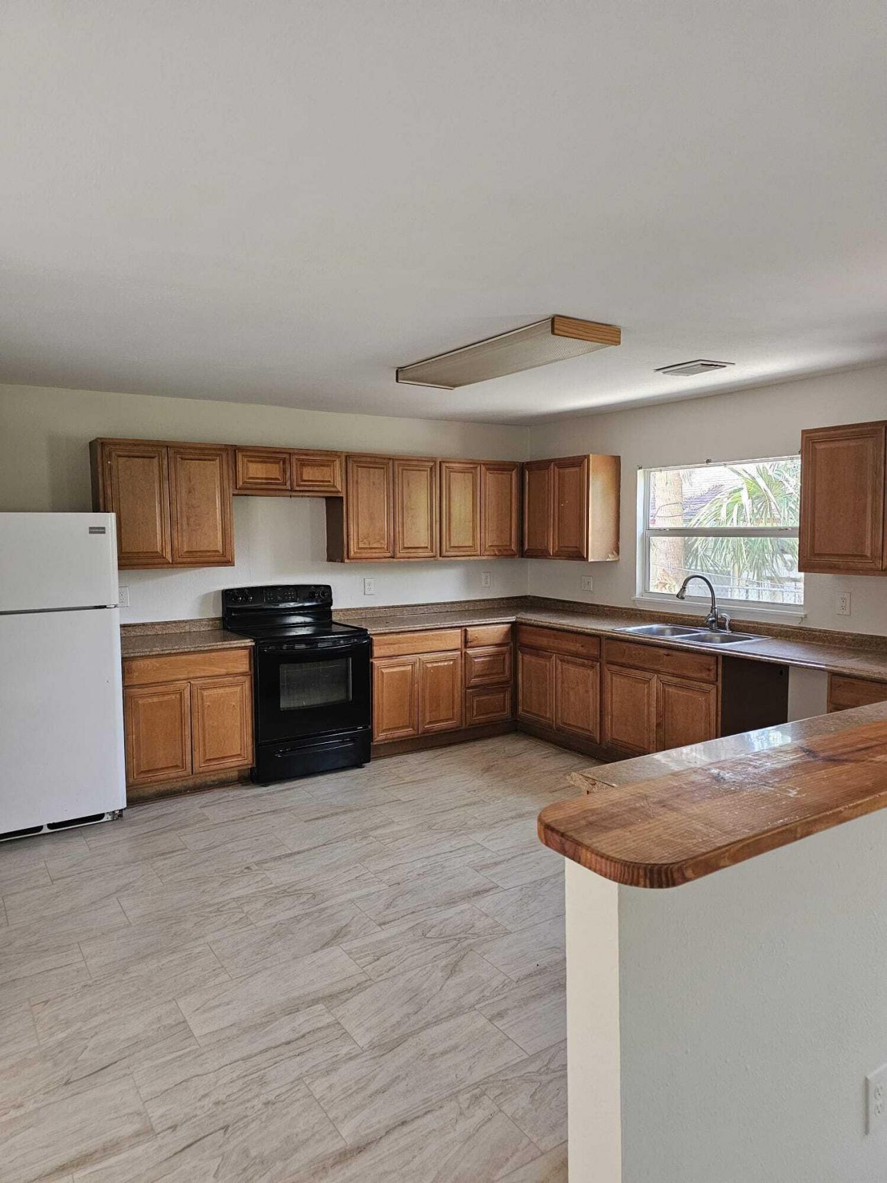 2013 SE Dock Street, West Palm Beach, FL 33401 Photo