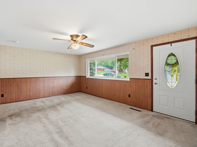 5349 Powell Road, Dayton, OH 45424 Photo 4