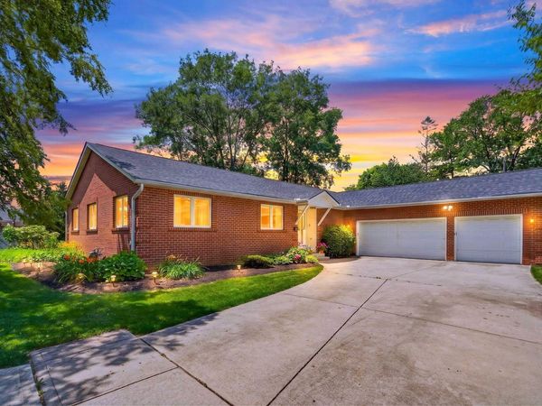 4285 Patzer Avenue , Grove City, OH 43123