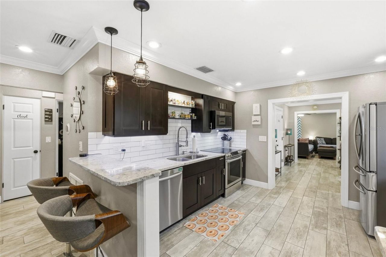 5220 39th Avenue N, Saint Petersburg, FL 33709 Photo