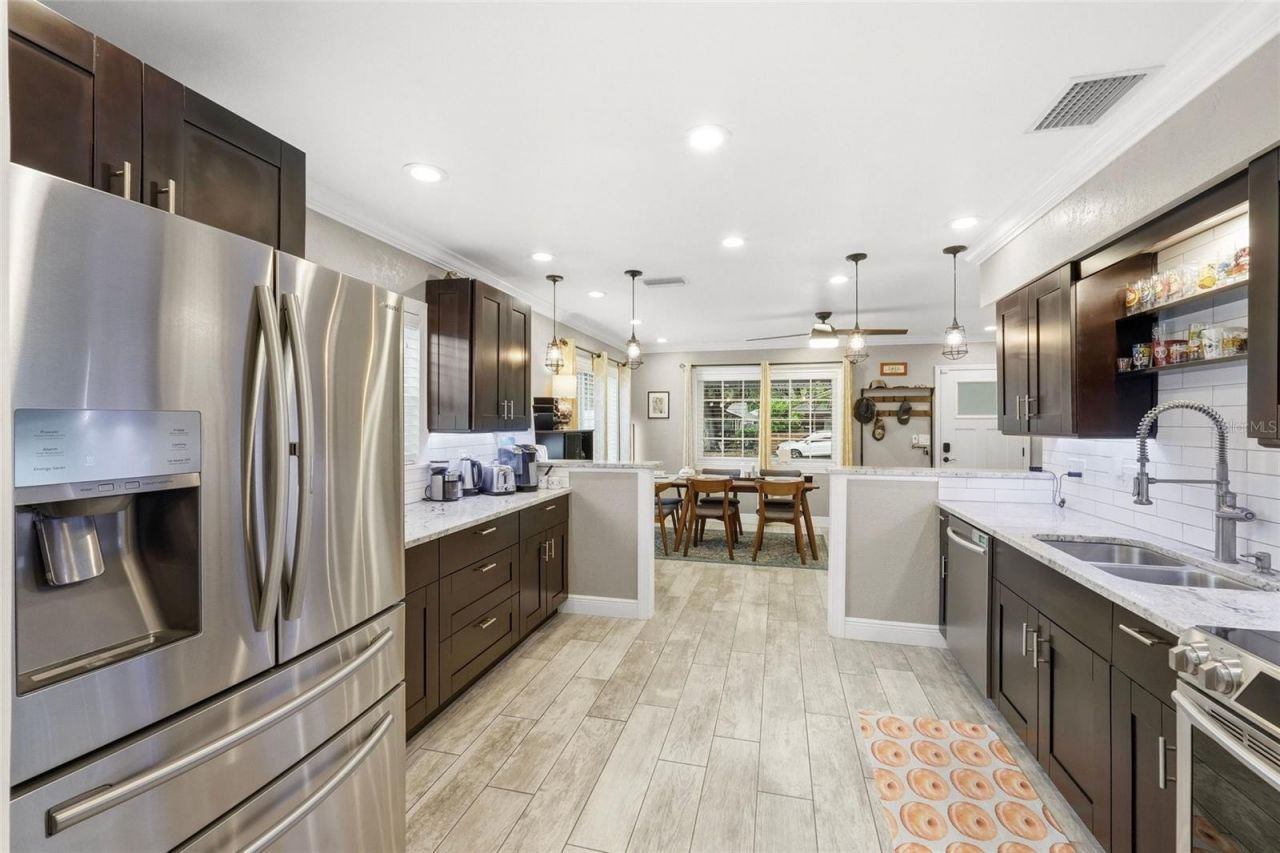 5220 39th Avenue N, Saint Petersburg, FL 33709 Photo