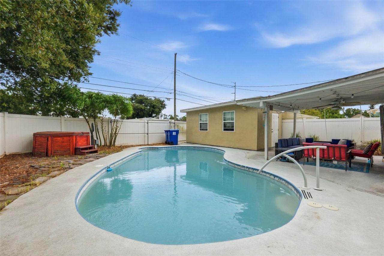 5220 39th Avenue N, Saint Petersburg, FL 33709 Photo