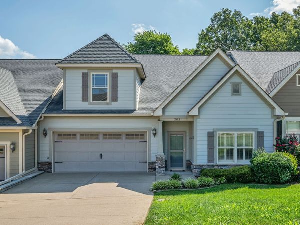 203 Lake Villa Ct, Dickson, TN 37055