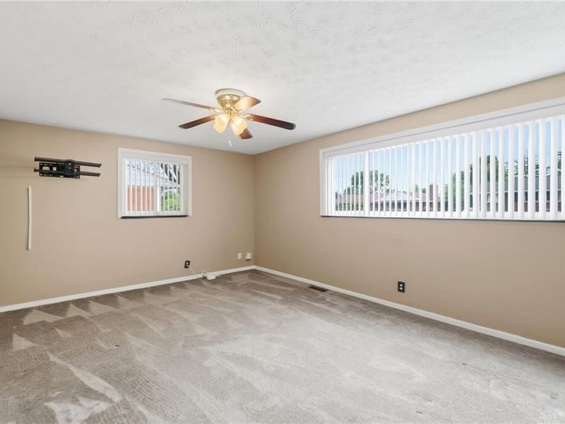 2425 Acorn Drive, Kettering, OH 45419 Photo 9