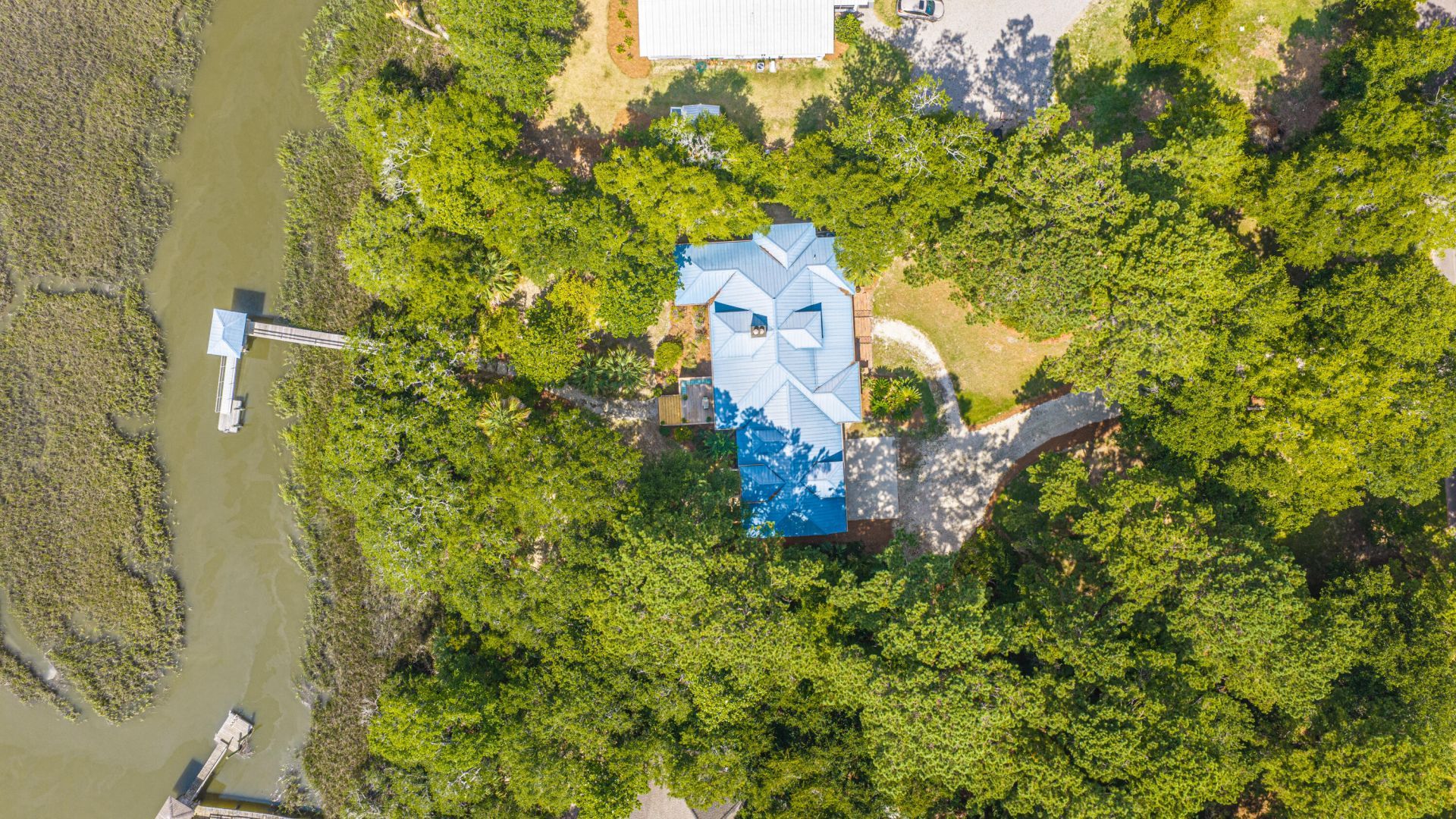 8535 Middleton Point Lane Photo 14
