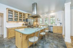 8535 Middleton Point Lane photo 4