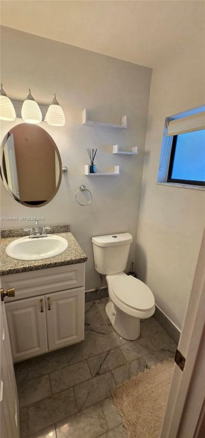 1652 N 14th Ter, Unit 1652, Hollywood, FL 33020 Photo