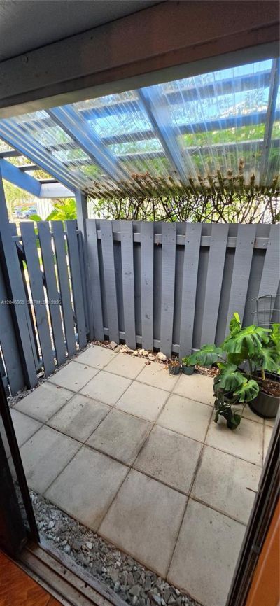 1652 N 14th Ter, Unit 1652, Hollywood, FL 33020 Photo