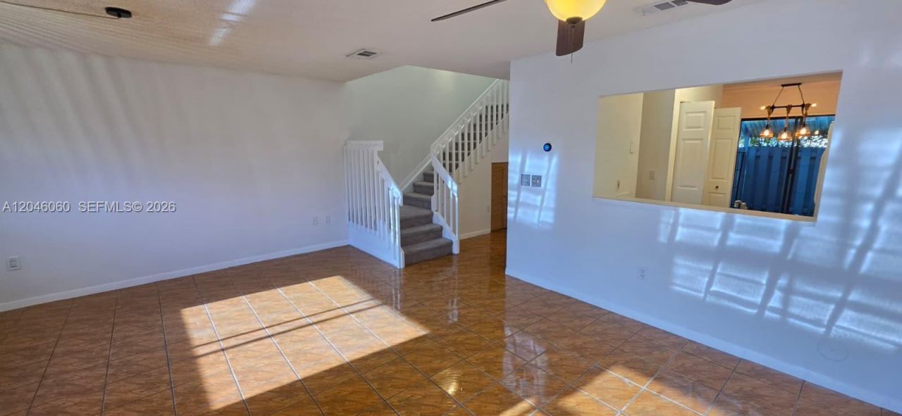 1652 N 14th Ter, Unit 1652, Hollywood, FL 33020 Photo