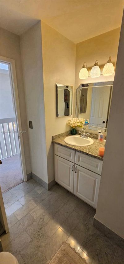 1652 N 14th Ter, Unit 1652, Hollywood, FL 33020 Photo