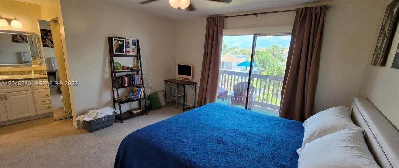 1652 N 14th Ter, Unit 1652, Hollywood, FL 33020 Photo