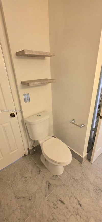 1652 N 14th Ter, Unit 1652, Hollywood, FL 33020 Photo