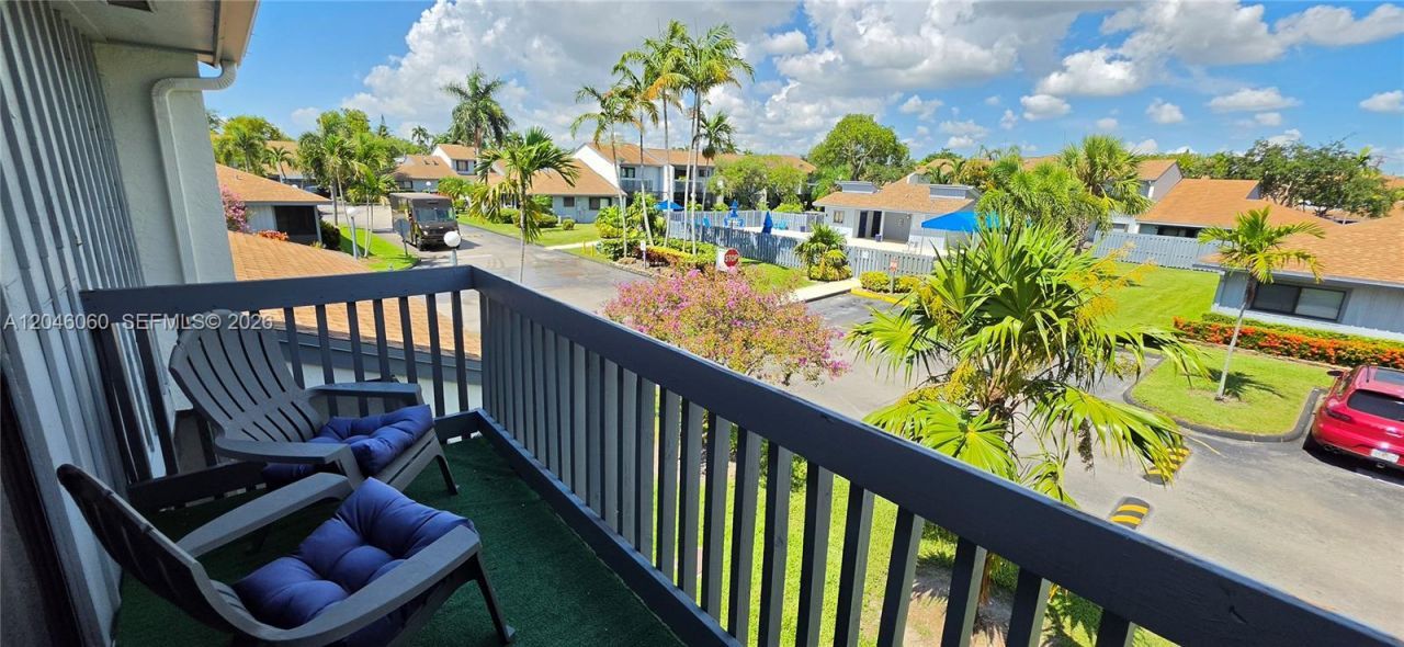 1652 N 14th Ter, Unit 1652, Hollywood, FL 33020 Photo