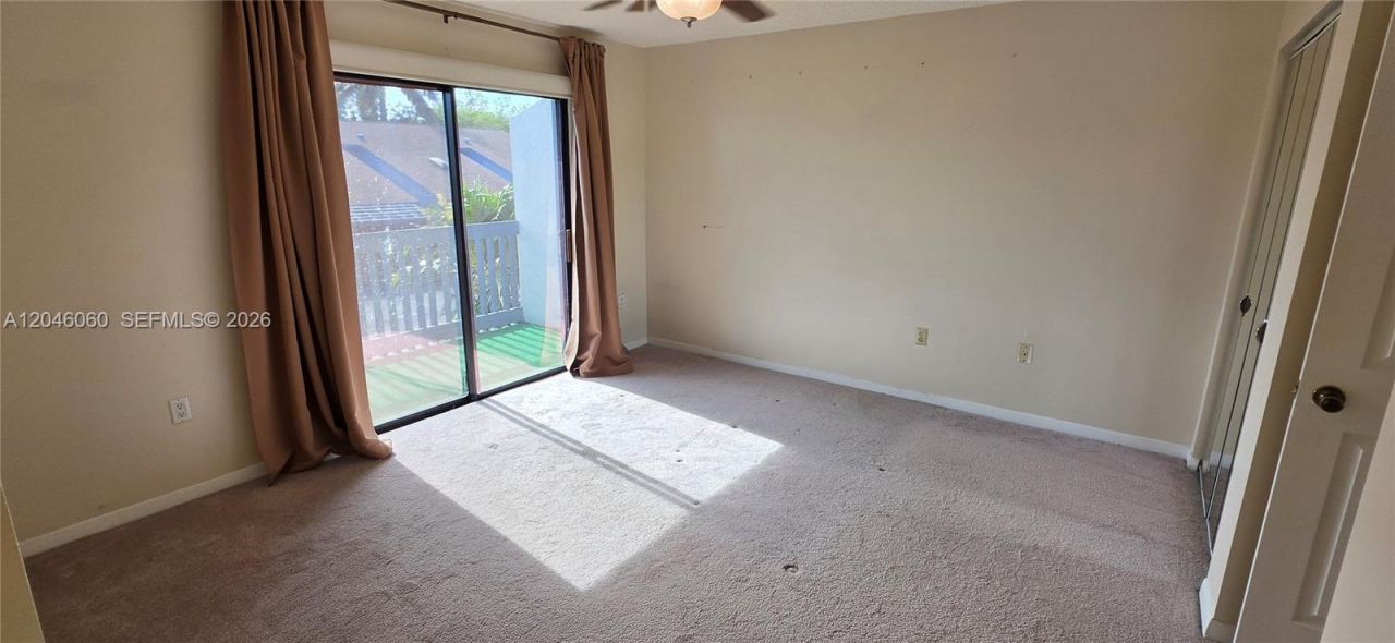 1652 N 14th Ter, Unit 1652, Hollywood, FL 33020 Photo