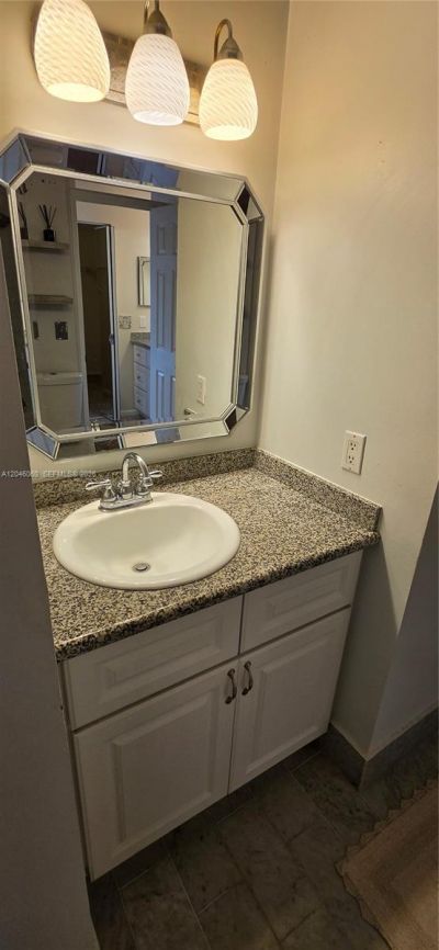 1652 N 14th Ter, Unit 1652, Hollywood, FL 33020 Photo
