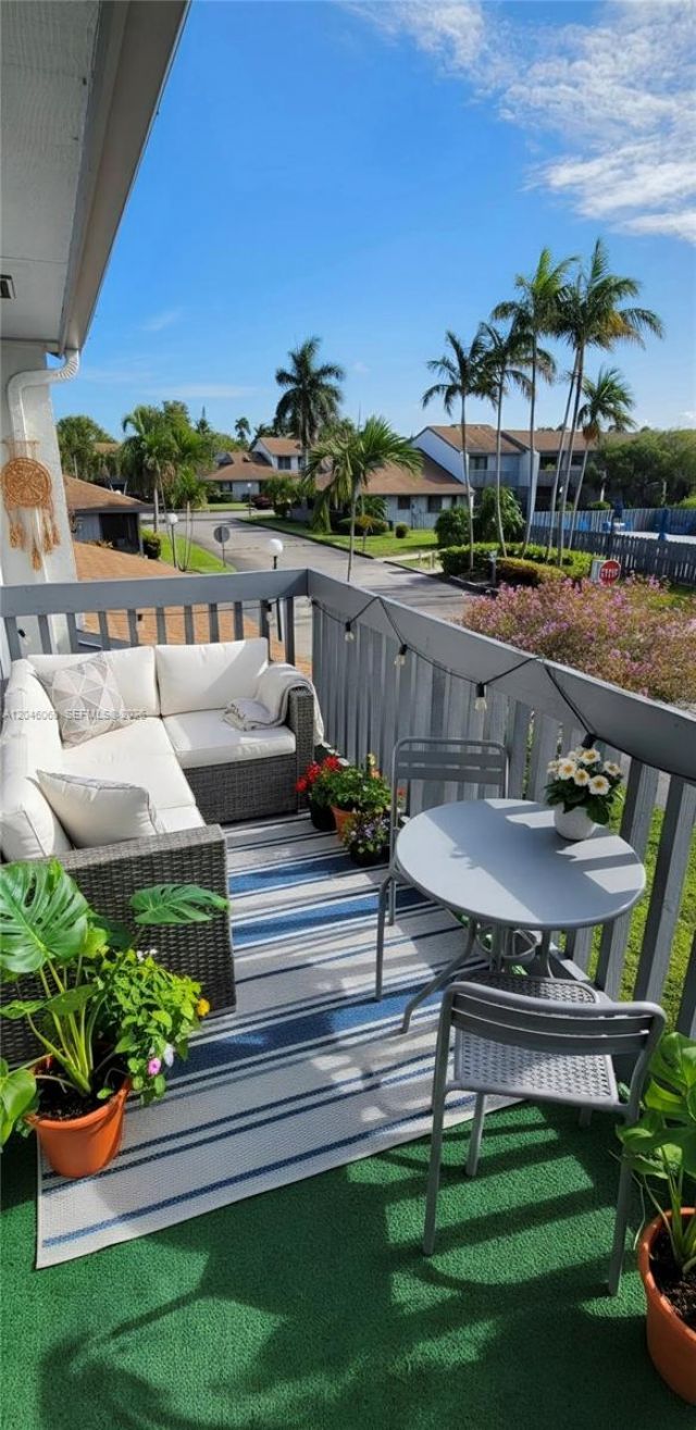 1652 N 14th Ter, Unit 1652, Hollywood, FL 33020 Photo