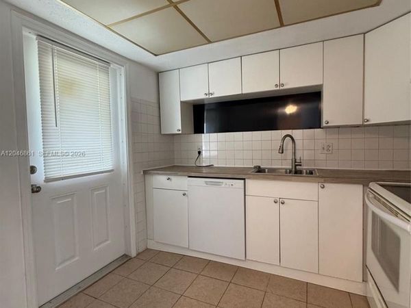 3300 NE 10th Ter , Unit 53, Pompano Beach, FL 33064