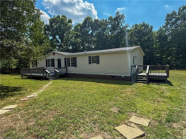 1386 Southmont Drive, Asheboro, NC 27205