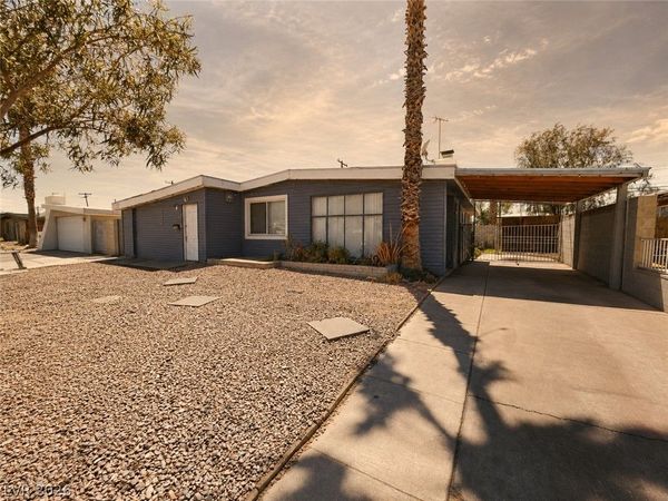 345 S Mallard Street, Las Vegas, NV 89107