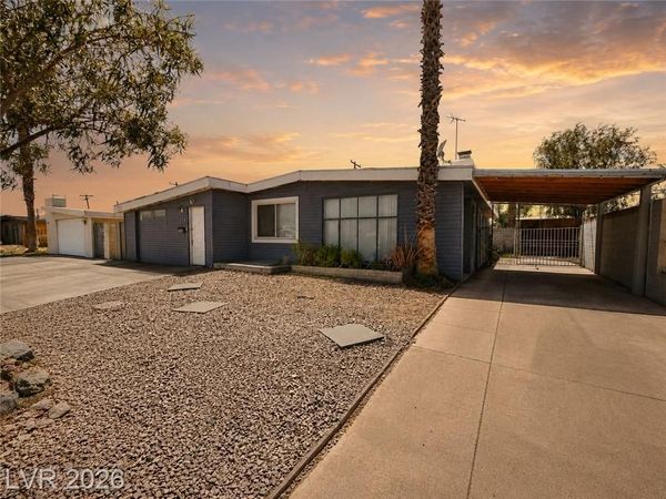 345 S Mallard Street, Las Vegas, NV 89107