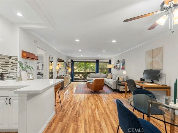 7742 Redlands St, Playa Del Rey, CA 90293