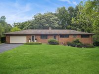 1225 Oakdale Drive, Elgin, IL 60123 primary photo