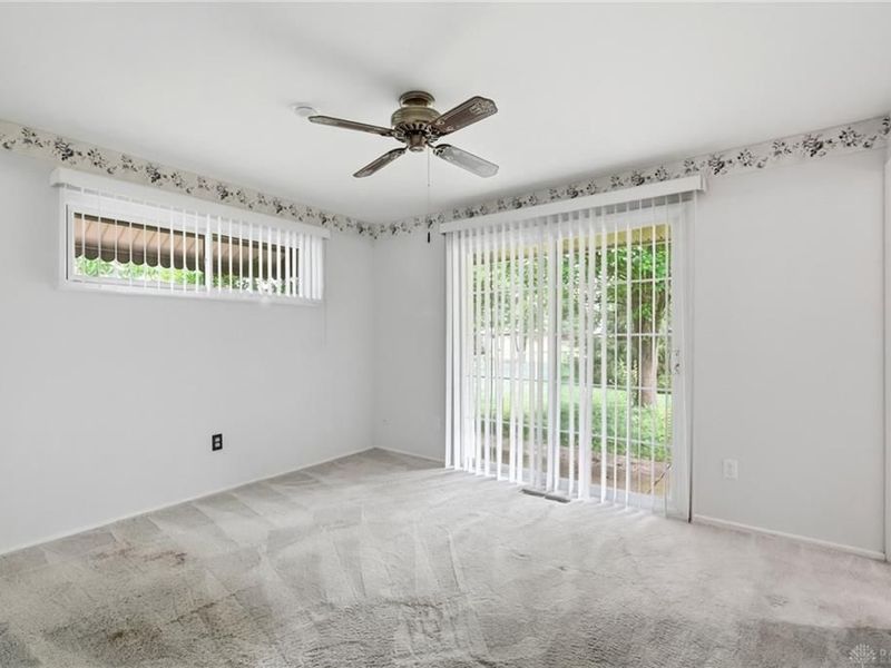 5349 Powell Road, Huber Heights, OH 45424 Photo 14