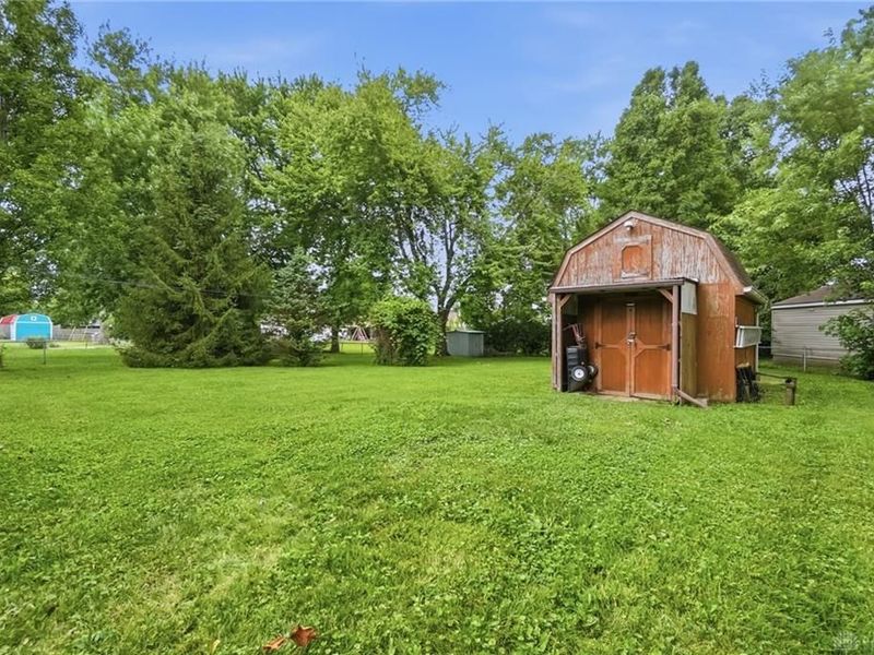 5349 Powell Road, Huber Heights, OH 45424 Photo 34