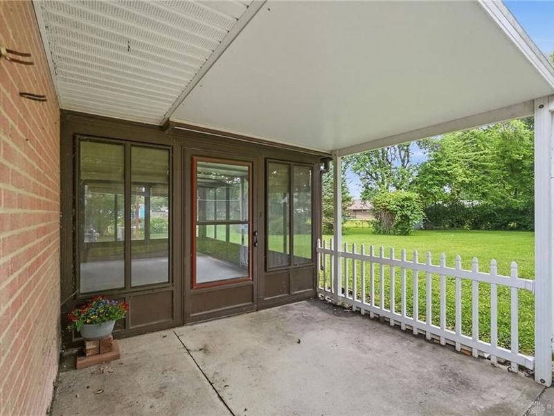 5349 Powell Road, Huber Heights, OH 45424 Photo 35