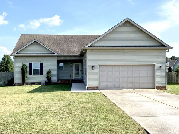 79 Charlotte Dr , Winchester, TN 37398