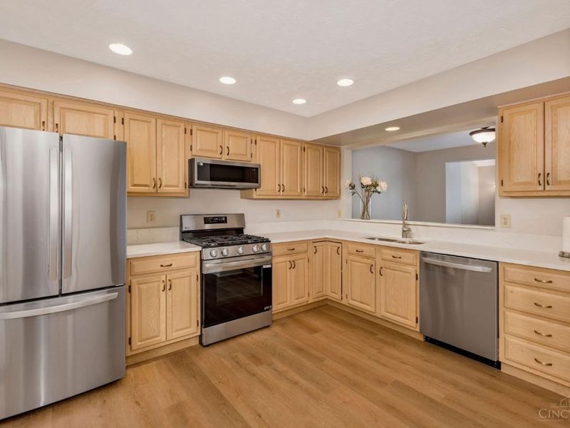 11709 Bedivere Court, Sharonville, OH 45241 Photo 14