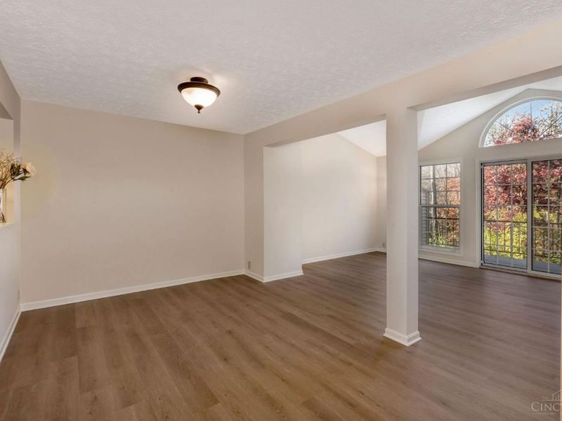 11709 Bedivere Court, Sharonville, OH 45241 Photo 3