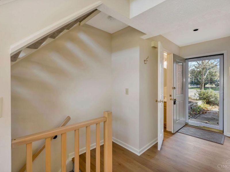 11709 Bedivere Court, Sharonville, OH 45241 Photo 6