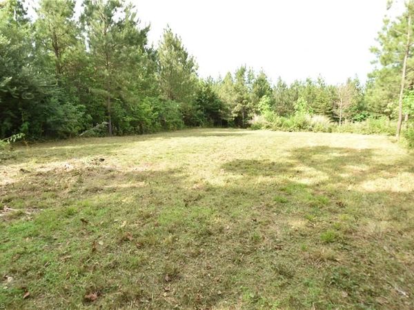 1034 Paschal Road , Yanceyville, NC 27379