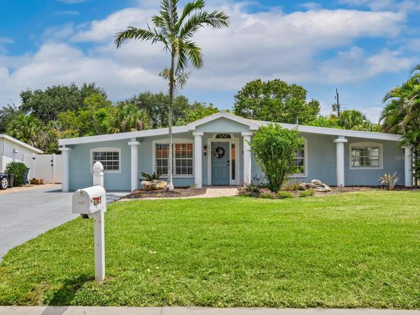 3115 BAY DRIVE , BRADENTON, FL 34207