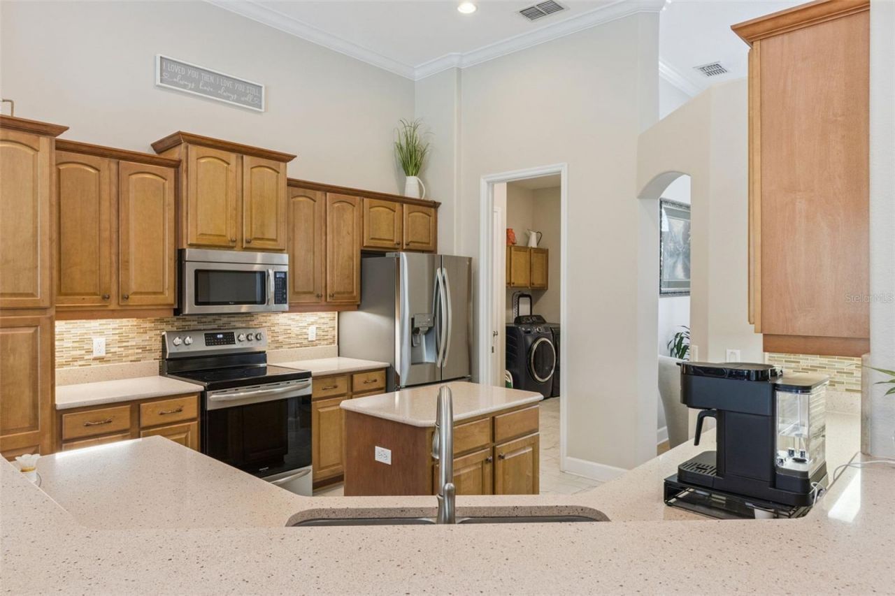 8 Cosmos Court E, Homosassa, FL 34446 Photo