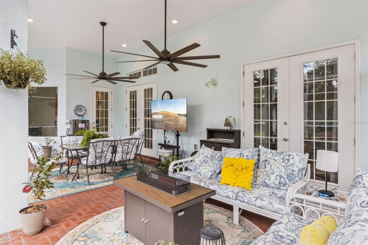 8 Cosmos Court E, Homosassa, FL 34446 Photo