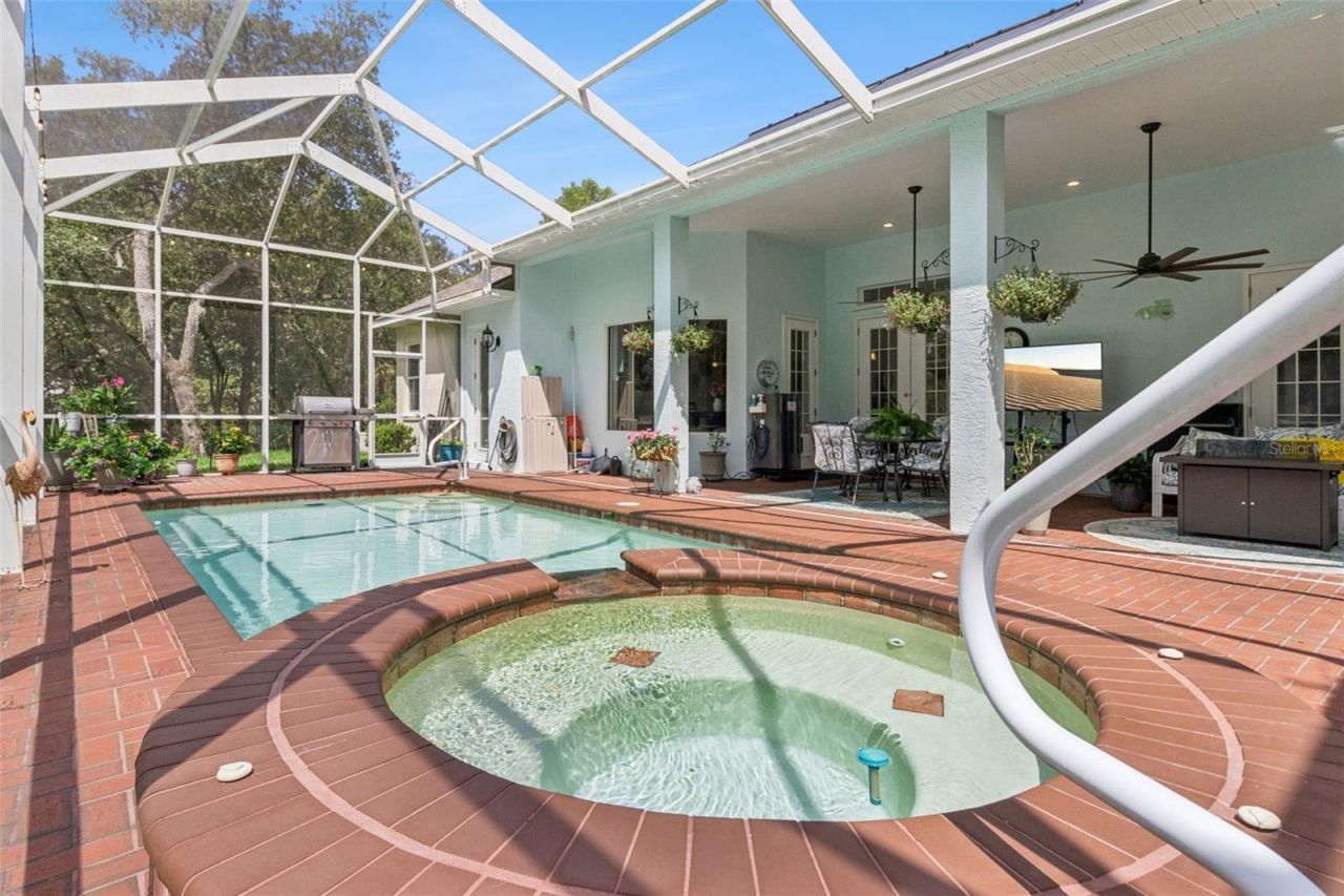 8 Cosmos Court E, Homosassa, FL 34446 Photo