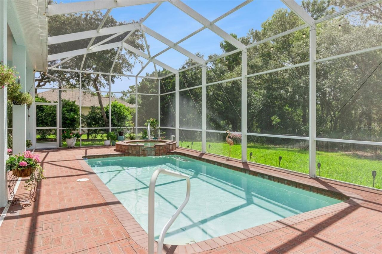 8 Cosmos Court E, Homosassa, FL 34446 Photo