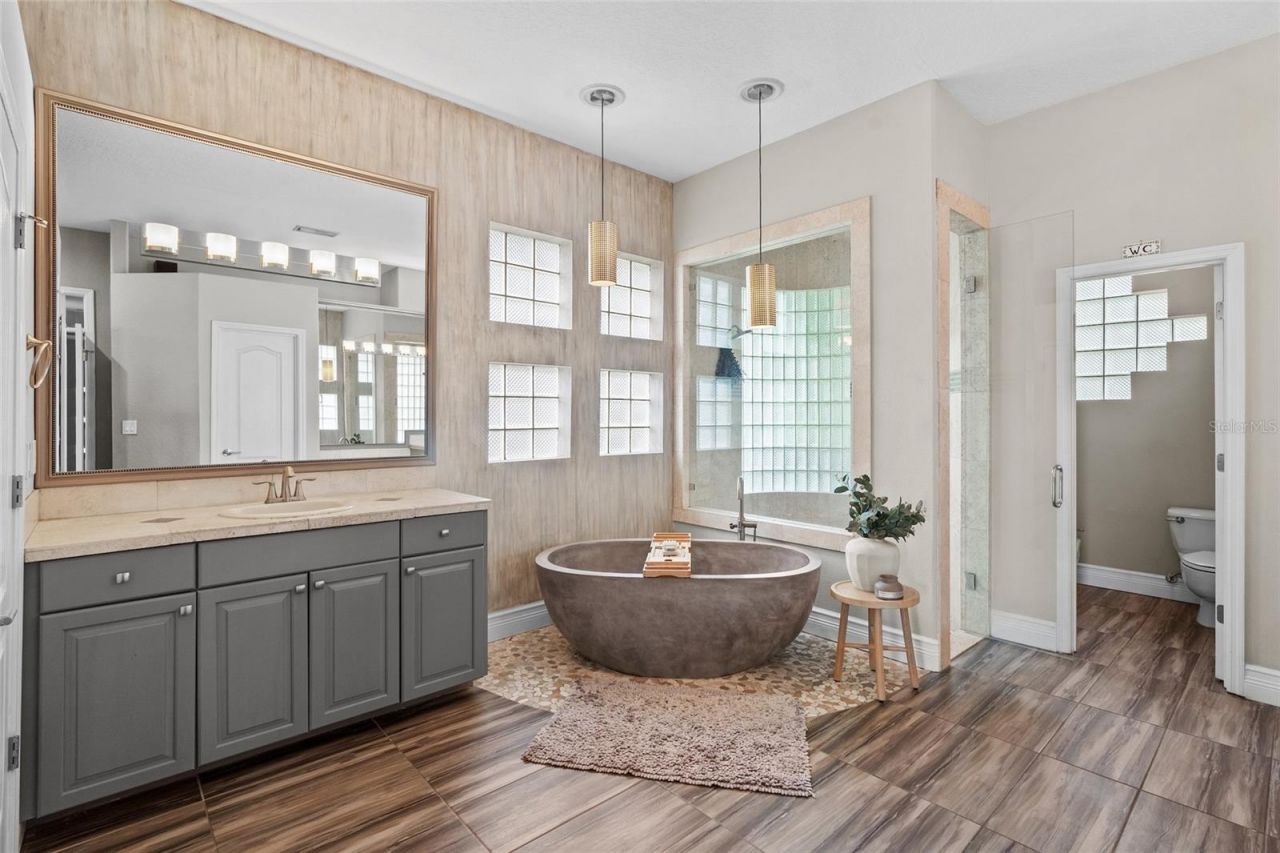 11210 Crescent Bay Boulevard, Clermont, FL 34711 Photo