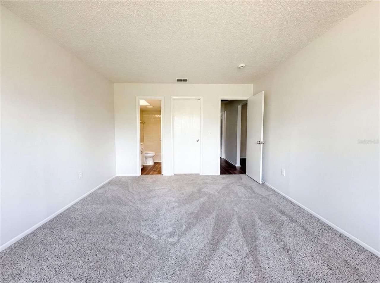 607 33rd Avenue Drive E, Bradenton, FL 34208 Photo