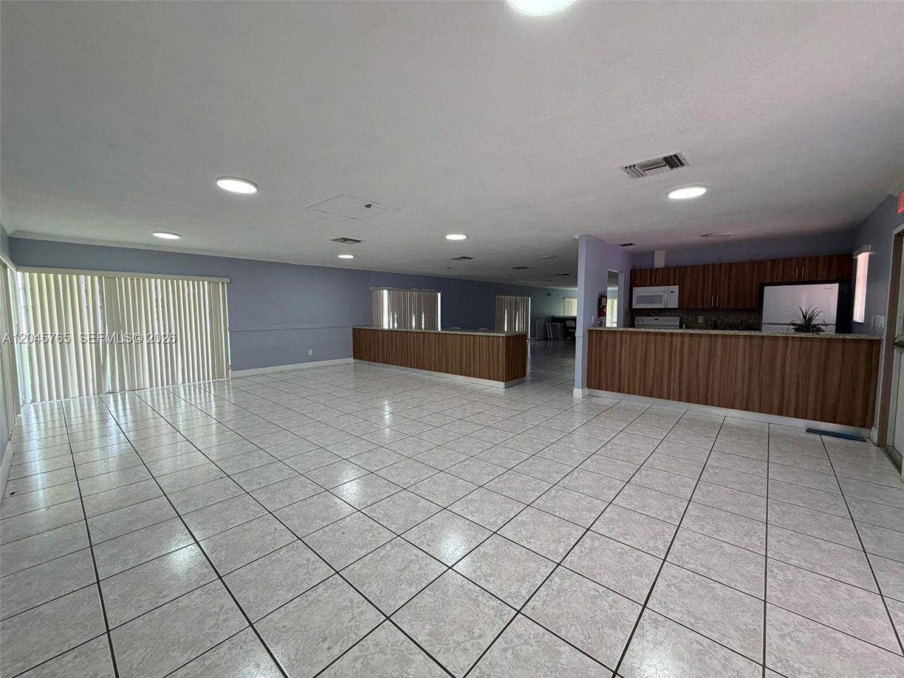 8411 NW 8th St , Unit 206, Miami, FL 33126 Photo