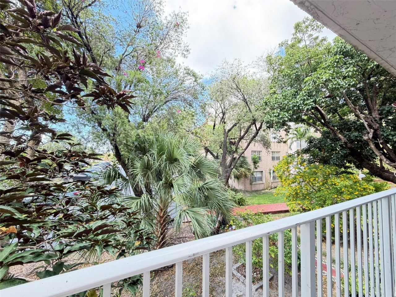 8411 NW 8th St , Unit 206, Miami, FL 33126 Photo
